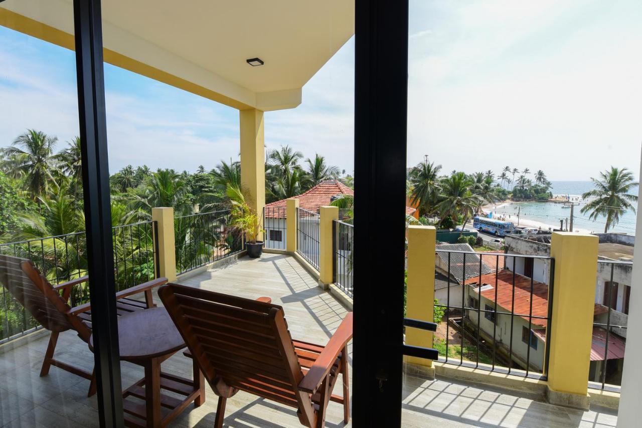 Chaaya Inn Hotel Hikkaduwa Esterno foto